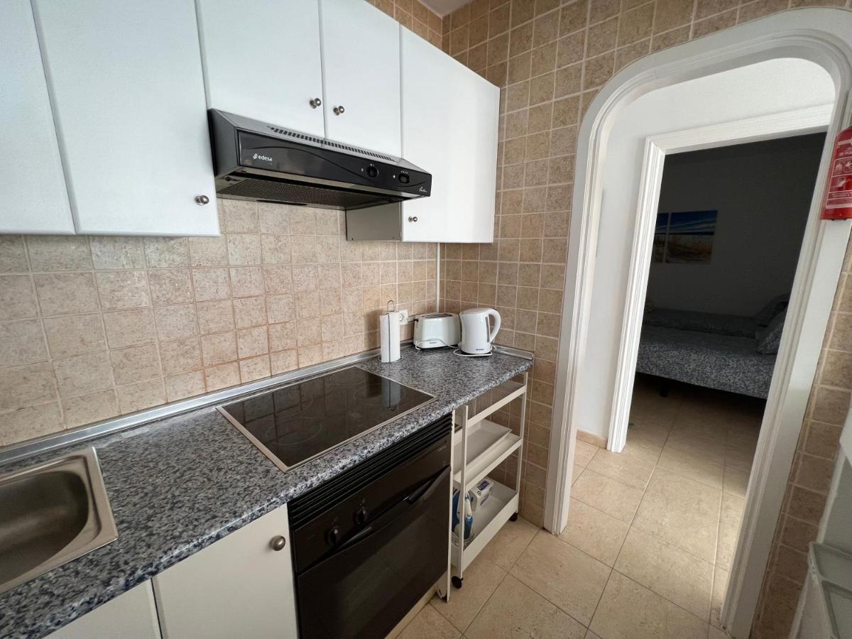 Oasis Blue - Beautiful 1 Bedroom Apartment On Private Complex With Pool Tías Kültér fotó