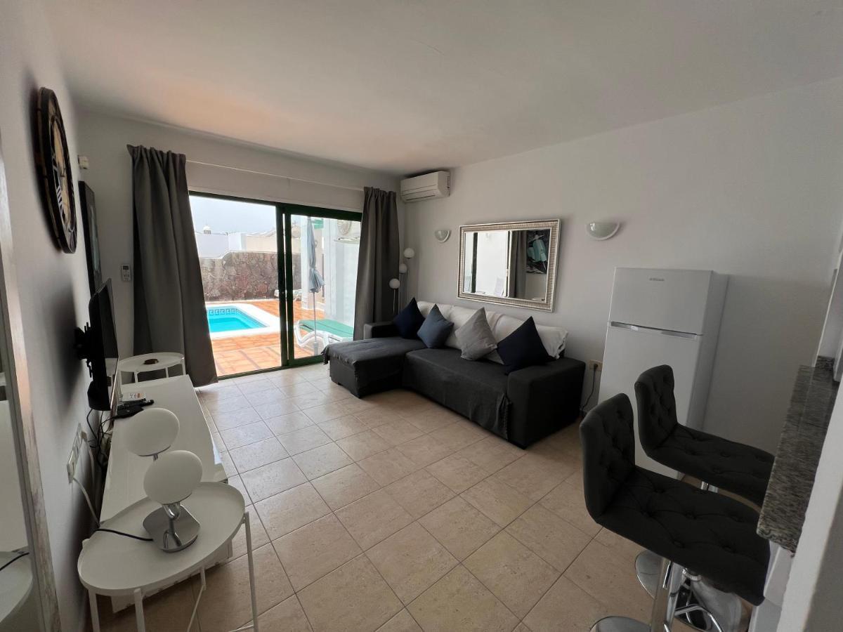 Oasis Blue - Beautiful 1 Bedroom Apartment On Private Complex With Pool Tías Kültér fotó